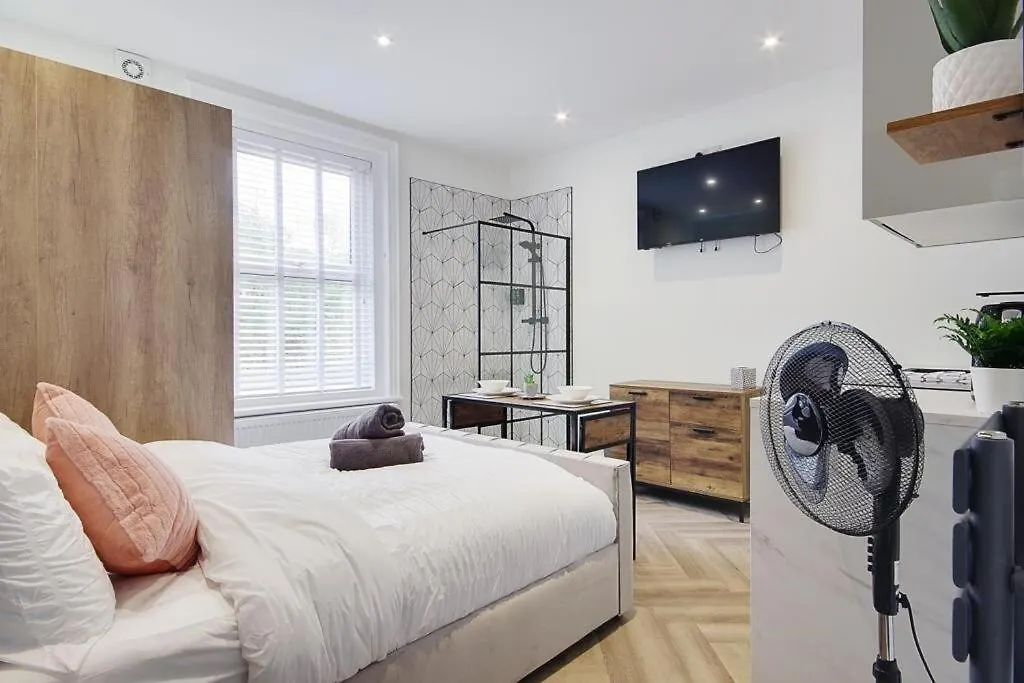 Mount Lodge Bournemouth Holiday home